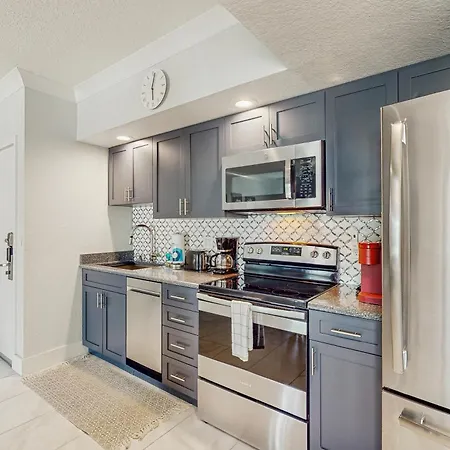 Coconut Palms Beach Resort II 4512-2