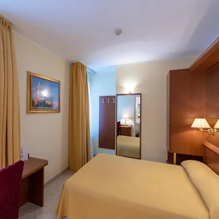 Hotel Ambasciata-2