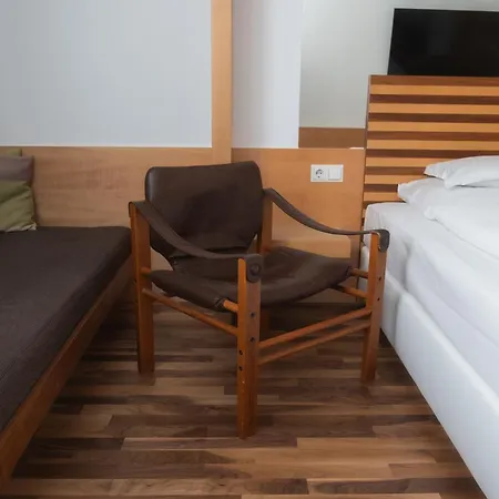 City-Hotel-2