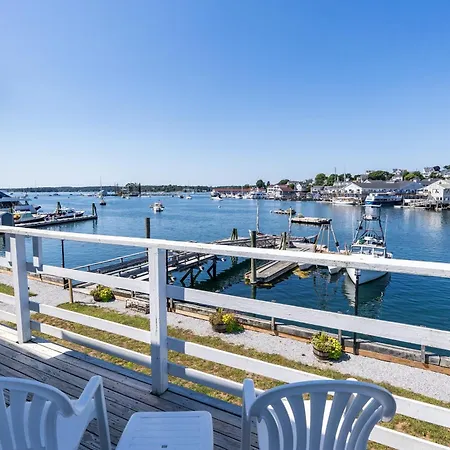 Boothbay Harbor Inn-2