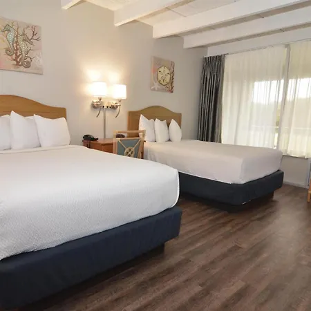 Days Inn & Suites By Wyndham Jekyll Island-3