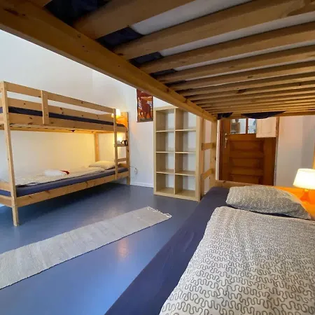 Da Silva Surfcamp 4 Bettzimmer Mit Fruehstueck-2
