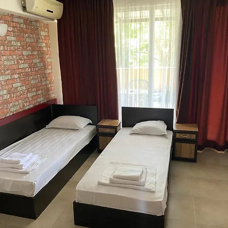 Hotel Sea Star Приморско-3