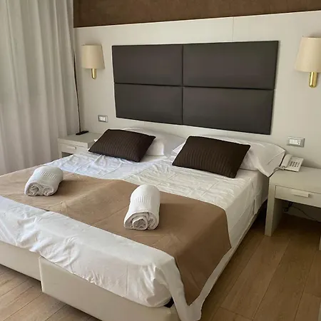Hotel Eros-2
