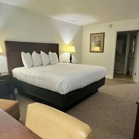 Heritage Hotel Of Quincy-3