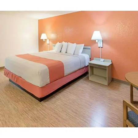 Motel 6 Gold Beach-2
