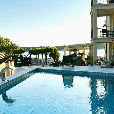 Guest House Villa Papalina-2