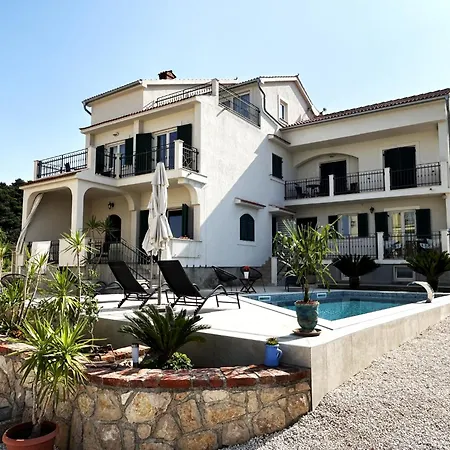 Guest House Villa Papalina-3