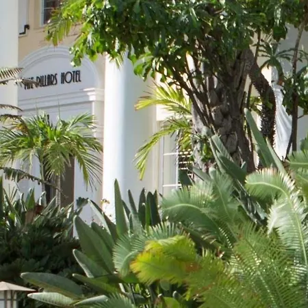 The Pillars Hotel & Club-3