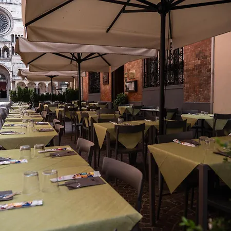Hotel Duomo Cremona-3