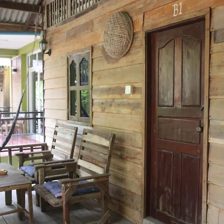 Fish Island Bungalows-3