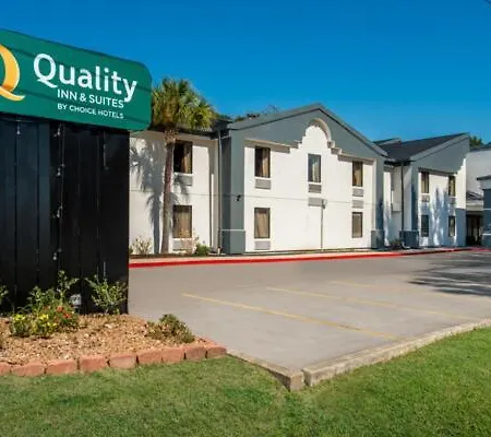 Quality Inn And Suites Lafayette-3