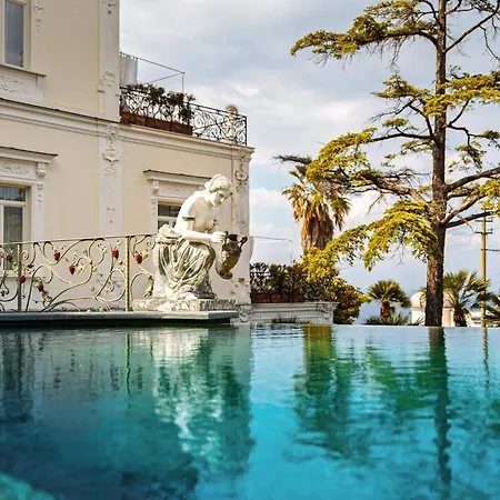 Luxury Villa Excelsior Parco-3