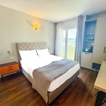 Hotel Marina-3