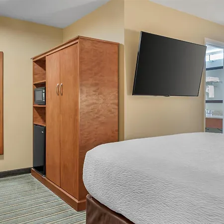 Best Western Plus Traverse City-3
