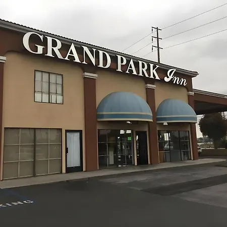 Grand Park Inn-2