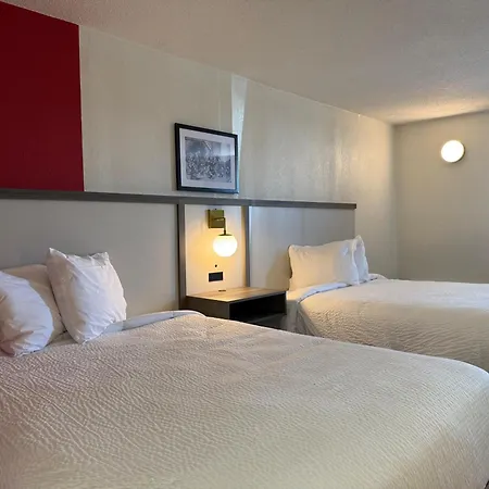 Ramada By Wyndham Lumberton Nc North-3