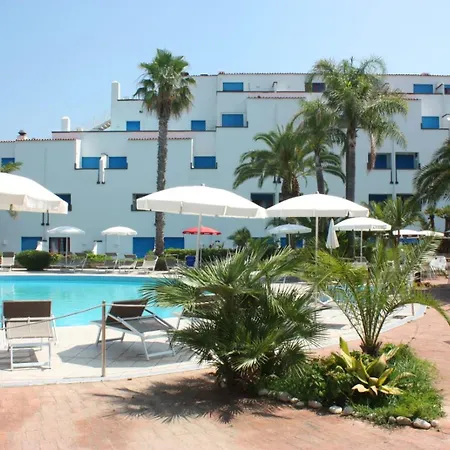 Marina Club Hotel-2