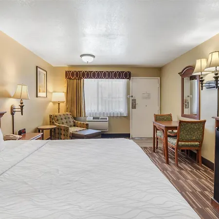 Best Western Desert Winds-2