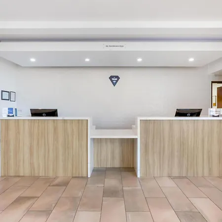Best Western Plus Casa Grande Inn & Suites-2