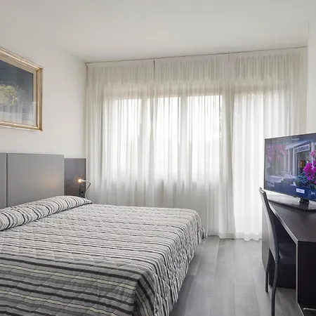 Hotel Cristallo-2