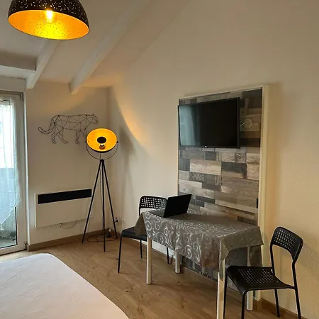 Hotel Porte De France - Self Check In By Homenhancement-2