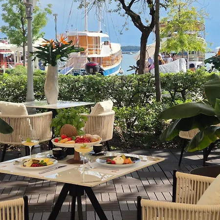 Boutique Hotel Mauro-2