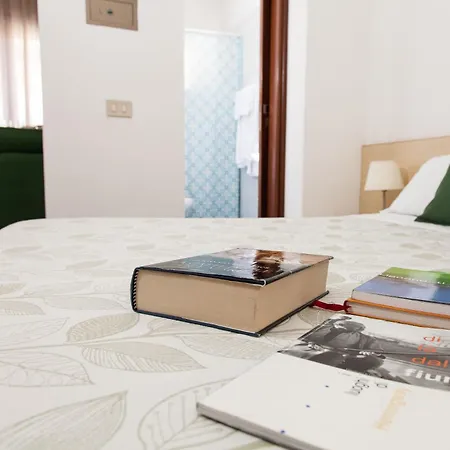 Hotel Desiree-2