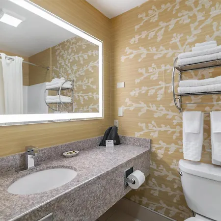 Best Western Plus Keene Hotel-3