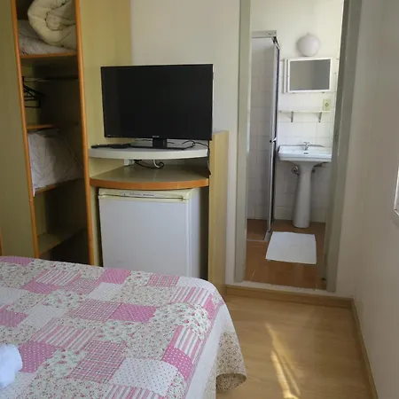 City Hotel-3