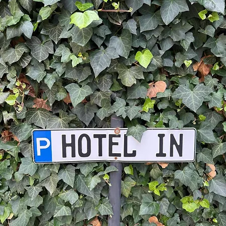 Hotel in-2