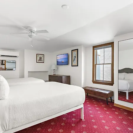 Majestic Hotel-2