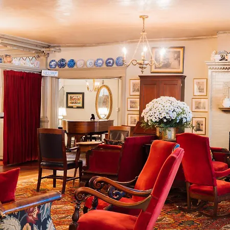 The Red Lion Inn-3