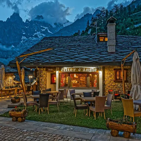 Hotel Pilier D'Angle & Wellness-3