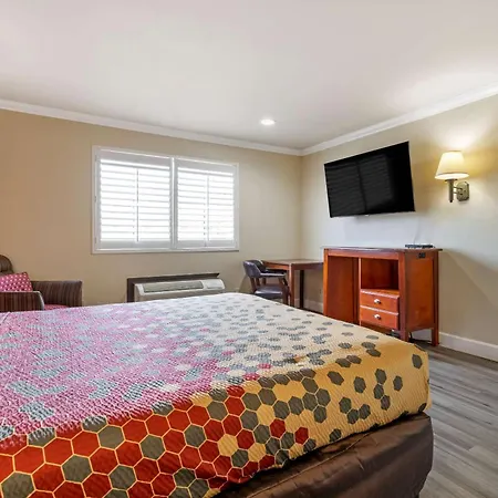 Econo Lodge Moreno Valley-2