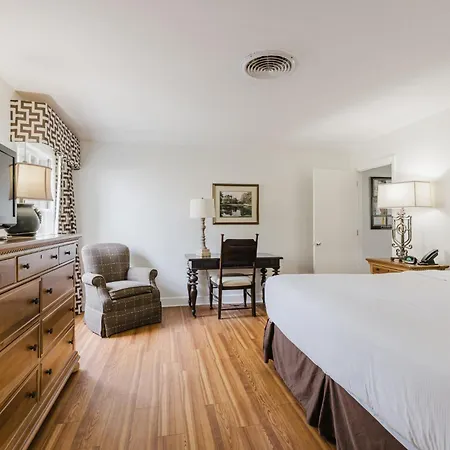 Merry Acres Inn-3