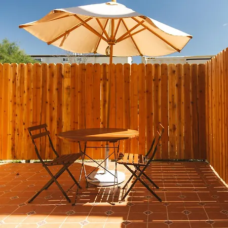 Hummingbird Inn-2