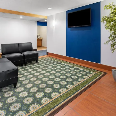 Microtel Inn By Wyndham - Albany Airport-3