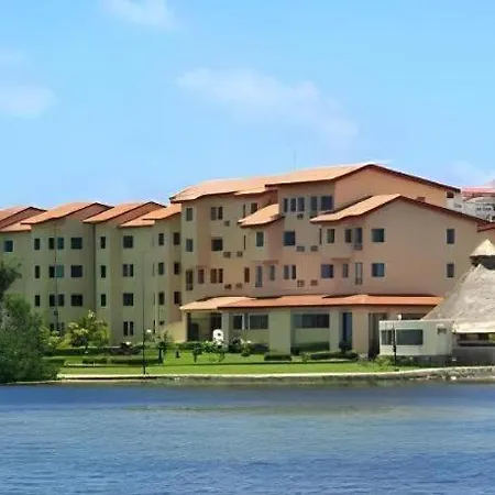 Selina Cancun Laguna Zona Hotelera-2