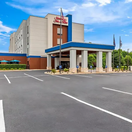 Hampton Inn & Suites Grove City-2