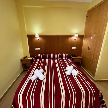 Hotel Emilio-3