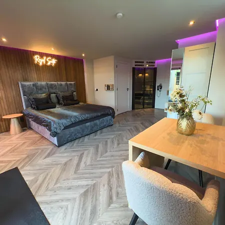 Royal Suite-2