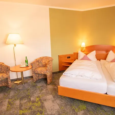 Landkomfort Hotel Elsenmann Garni-2