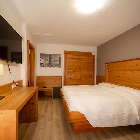 Hotel Garni Arnica ***S-2