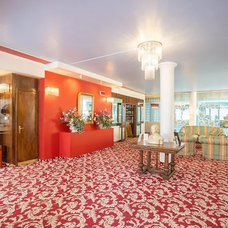Hotel Ferrari-2