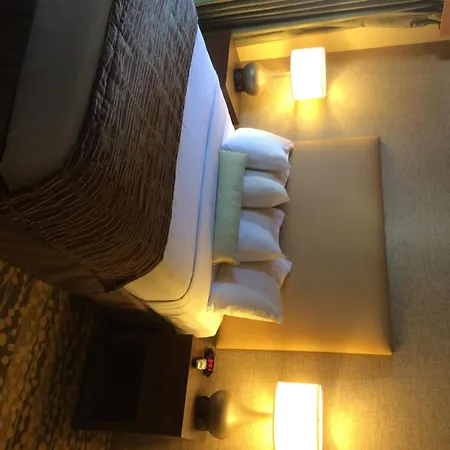 Best Western The Inn & Suites Pacific Grove-2