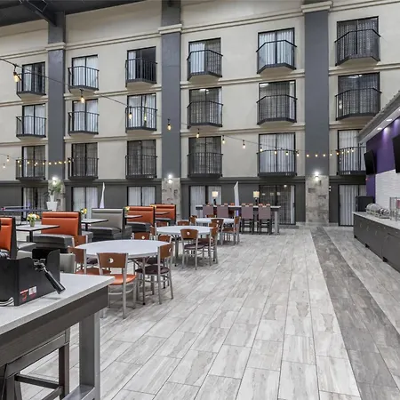 Best Western Plus Clemson Hotel & Conference Center-3