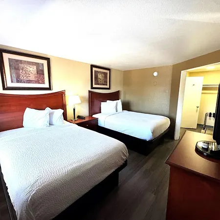 Travelodge By Wyndham Klamath Falls-2