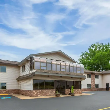 Baymont By Wyndham Iron Mountain-2