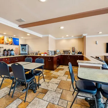 Comfort Inn & Suites Salinas City Center Area-3